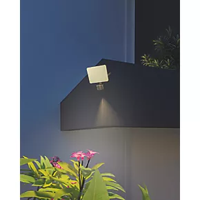 Calex Outdoor LED Smart Outdoor Frameless Floodlight Black 24W 2500lm 2 Calex Outdoor LED Smart Outdoor Frameless Floodlight Black 24W 2500lm - Image 2